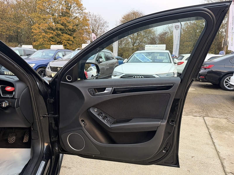 Used Audi A4 2013 for sale - 76496977: Photo 12