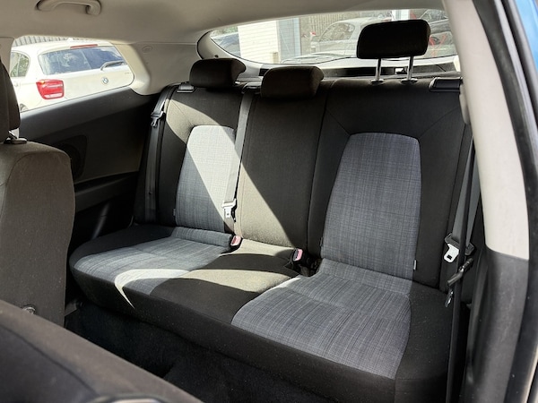 Used Kia Pro Ceed 2010 for sale - 75180704: Photo 15