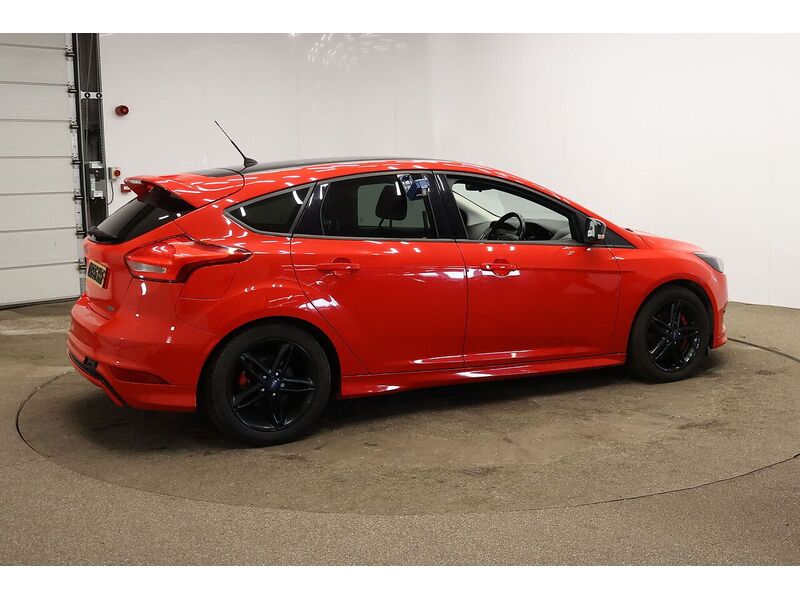 Used Ford Focus 2016 for sale - 77264075: Photo 7