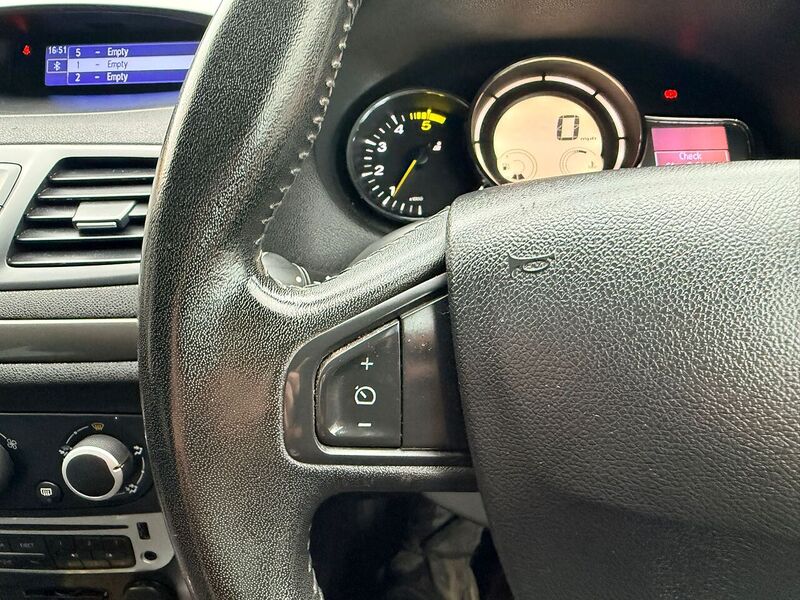 Used Renault Megane 2014 for sale - 75180696: Photo 25
