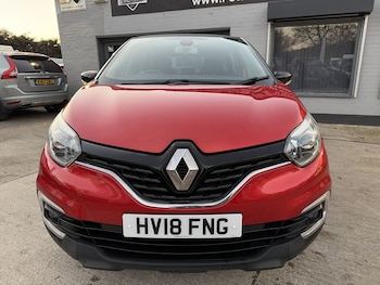Used Renault Captur 2018 for sale - 76615856: Photo