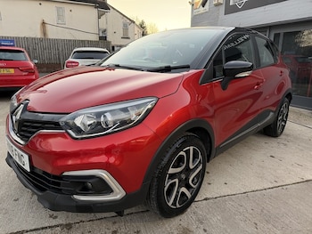 Used Renault Captur 2018 for sale - 76615856: Photo