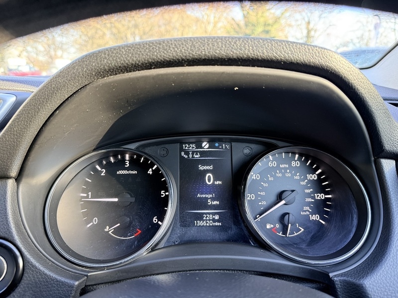 Used Nissan Qashqai 2014 for sale - 76651020: Photo 15