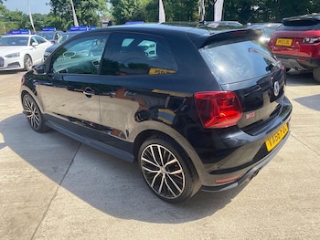 Used Volkswagen Polo 2016 for sale - 78726539: Photo