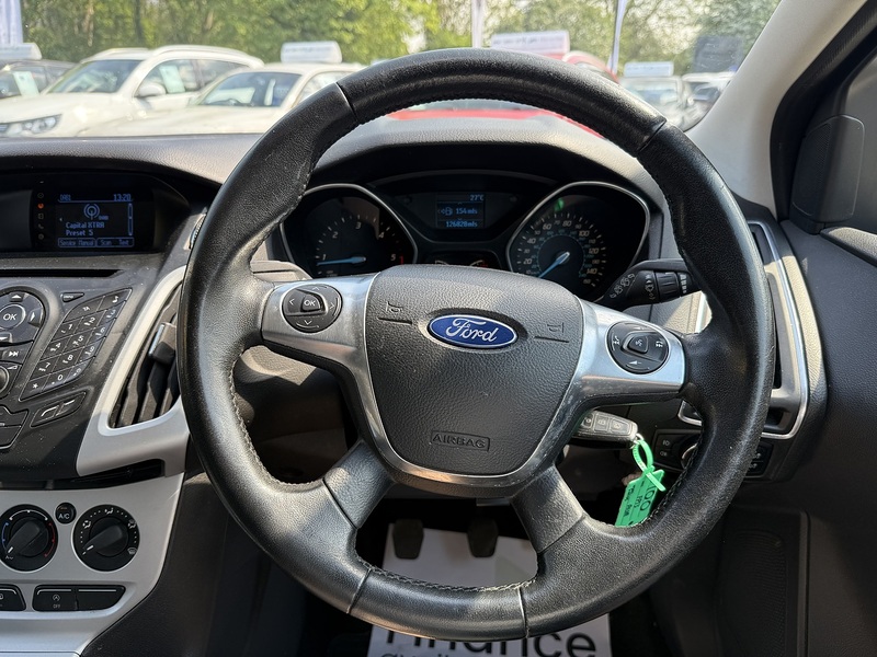 Used Ford Focus 2013 for sale - 76615739: Photo 19