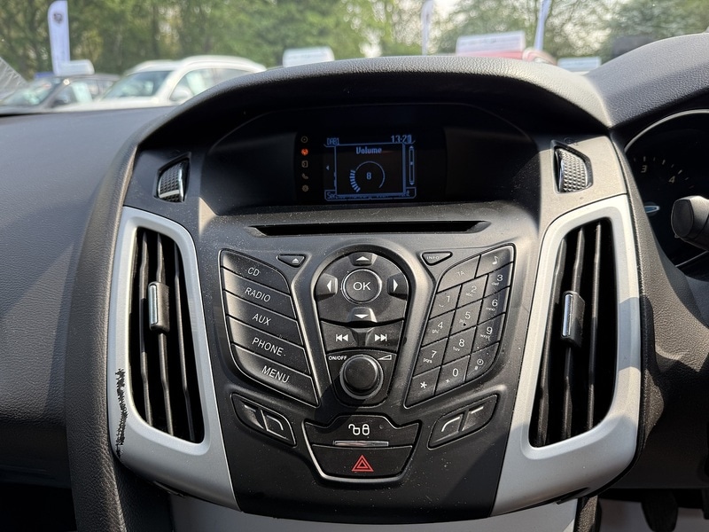 Used Ford Focus 2013 for sale - 76615739: Photo 20