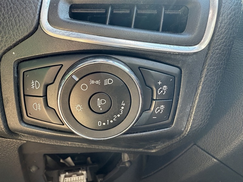 Used Ford Focus 2013 for sale - 76615739: Photo 25