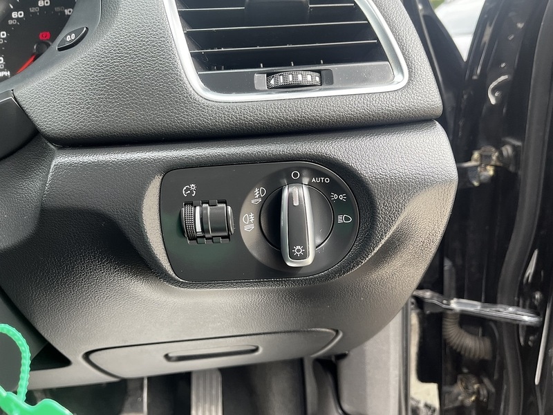 Used Audi Q3 2013 for sale - 76594867: Photo 25