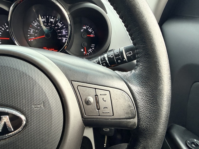 Used Kia Soul 2011 for sale - 76682362: Photo 19