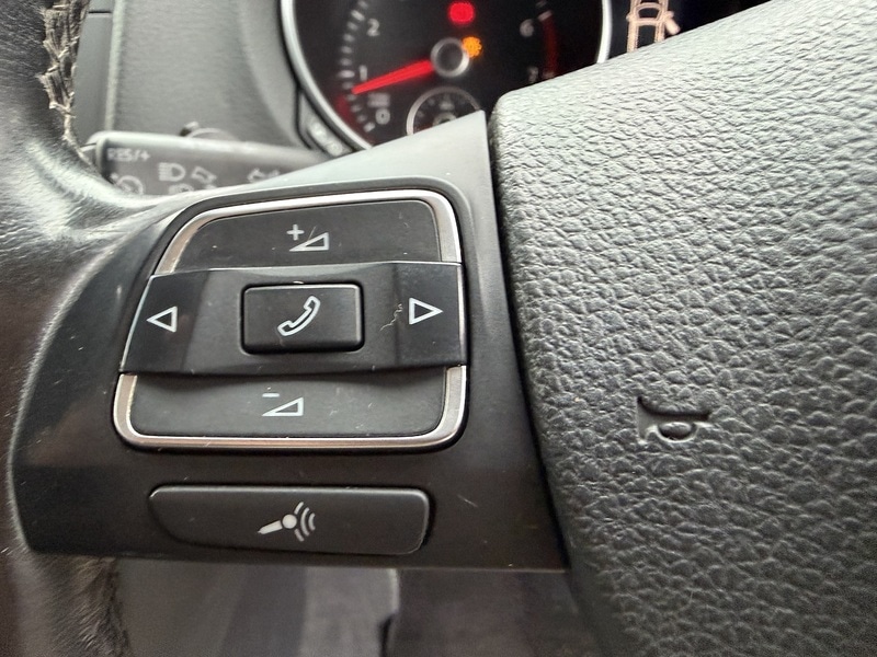 Used Volkswagen Golf 2013 for sale - 76910673: Photo 21