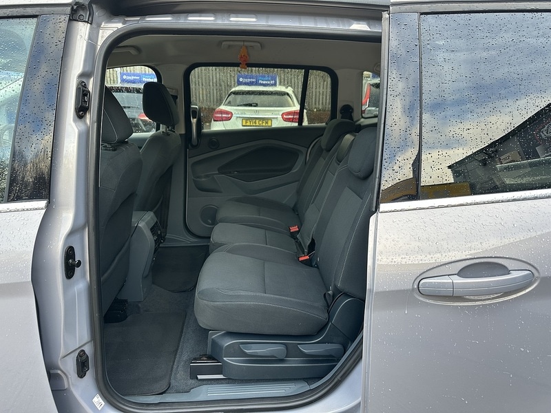 Used Ford Grand C-Max 2013 for sale - 76725179: Photo 14