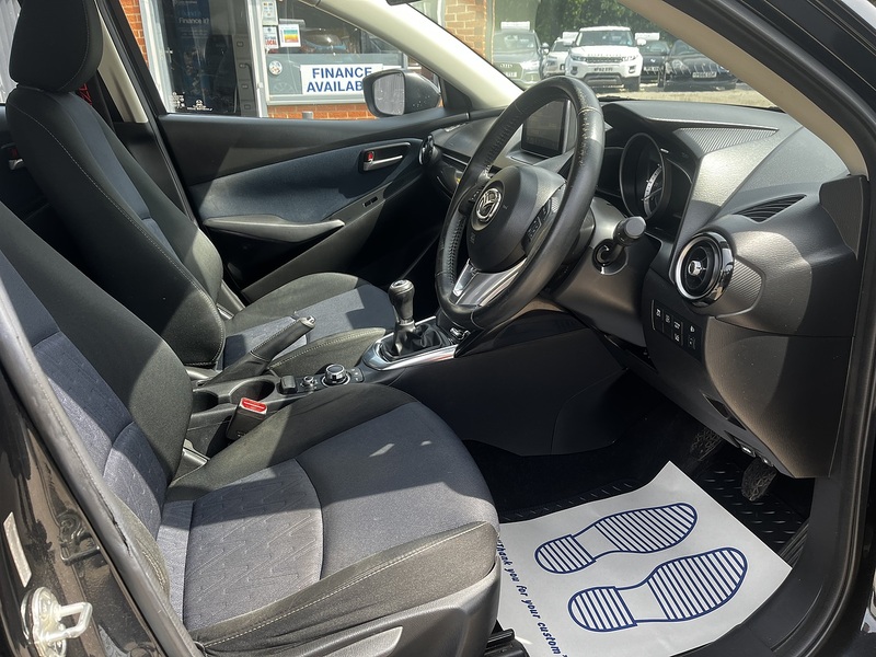Used Mazda Mazda2 2016 for sale - 76615779: Photo 11