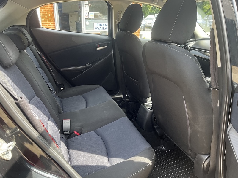 Used Mazda Mazda2 2016 for sale - 76615779: Photo 13