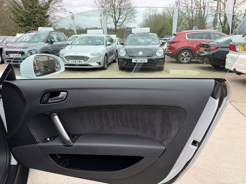 Used Audi TT 2013 for sale - 77984871: Photo 11