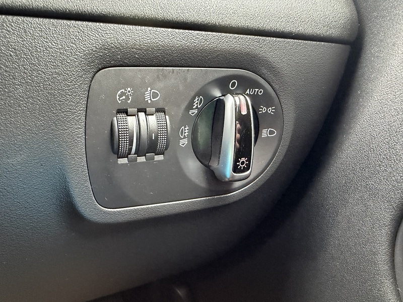 Used Audi TT 2013 for sale - 77984871: Photo 23