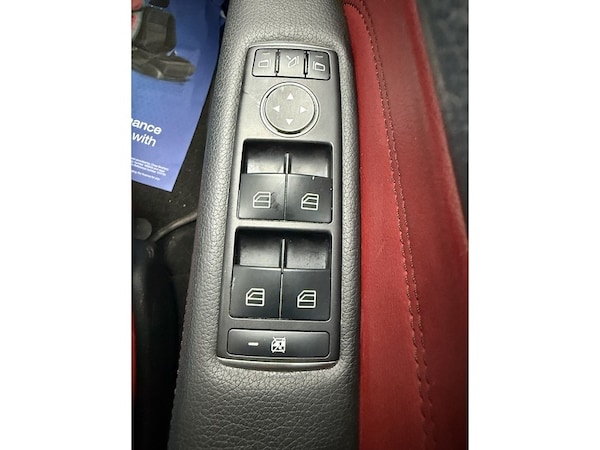 Used Mercedes-Benz E Class 2015 for sale - 76047149: Photo 35