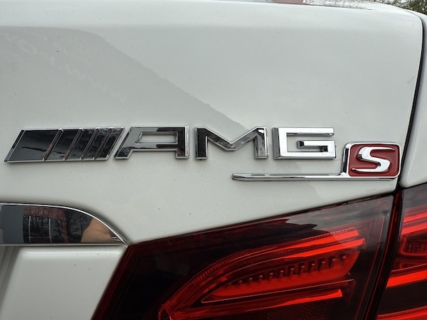 Used Mercedes-Benz E Class 2015 for sale - 76047149: Photo 40