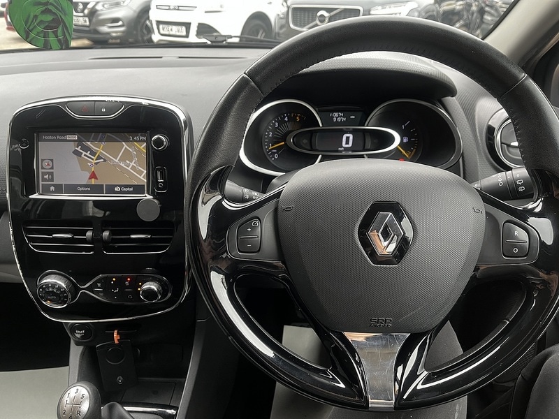 Used Renault Clio 2015 for sale - 76615800: Photo 10