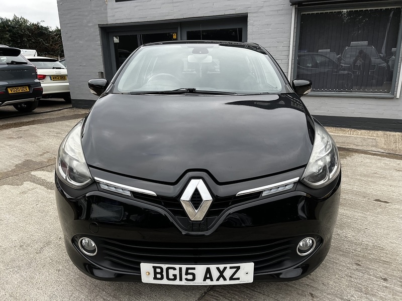 Used Renault Clio 2015 for sale - 76615800: Photo 2