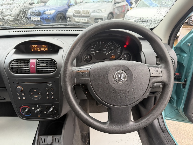 Used Vauxhall Corsa 2003 for sale - 76618245: Photo 11