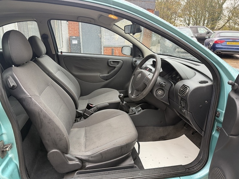 Used Vauxhall Corsa 2003 for sale - 76618245: Photo 12