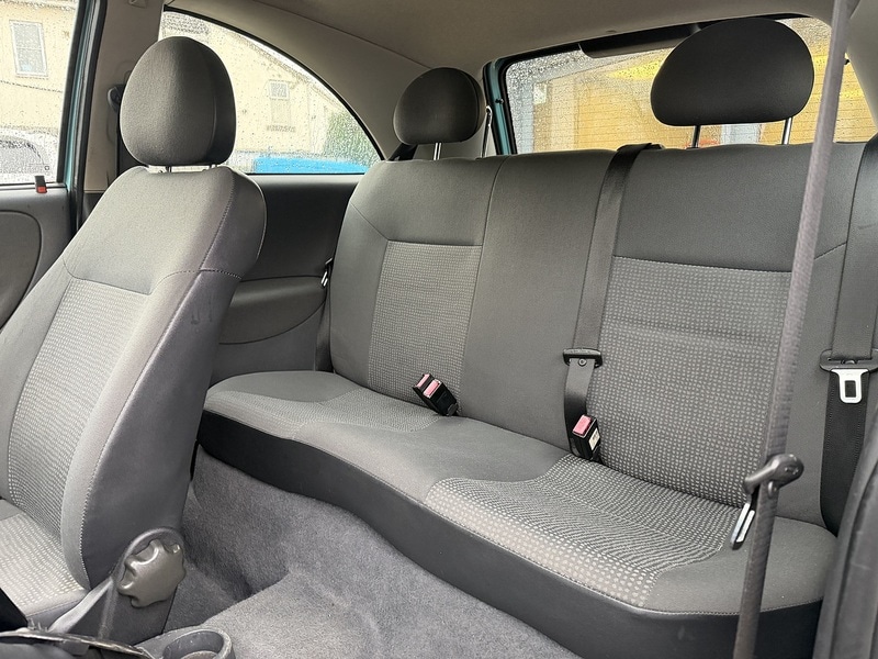 Used Vauxhall Corsa 2003 for sale - 76618245: Photo 17