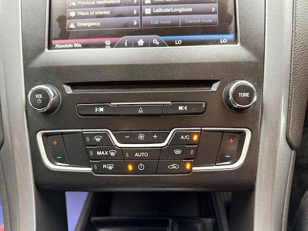 Used Ford Mondeo 2016 for sale - 76292196: Photo 21