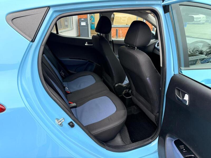 Used Hyundai i10 2014 for sale - 76615855: Photo 10