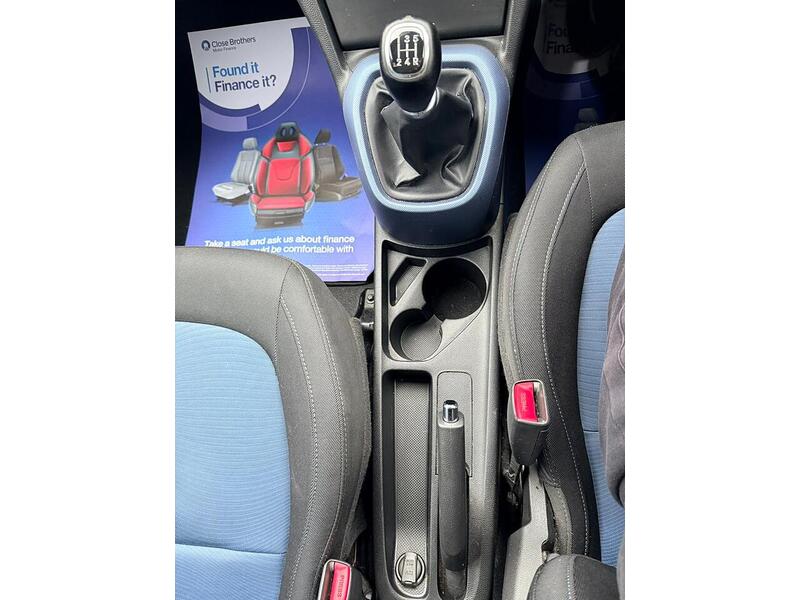 Used Hyundai i10 2014 for sale - 76615855: Photo 23