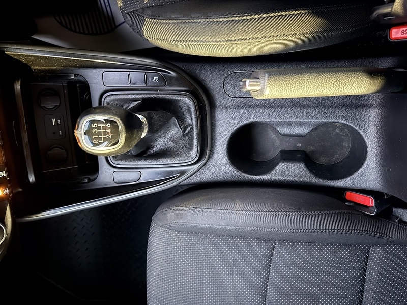 Used Kia Carens 2015 for sale - 76615783: Photo 23