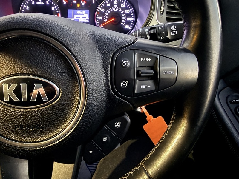 Used Kia Carens 2015 for sale - 76615783: Photo 25