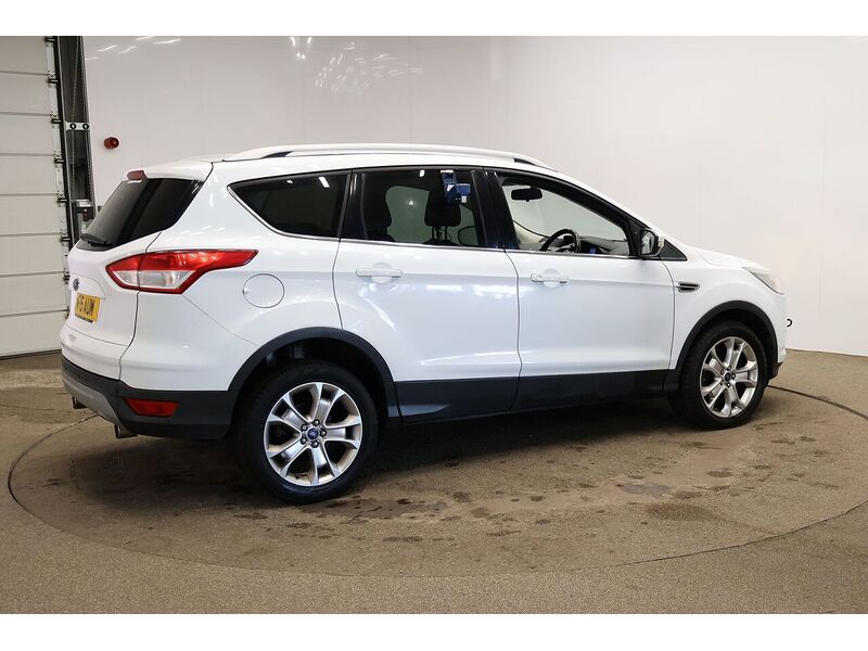 Used Ford Kuga 2015 for sale - 76725180: Photo 4