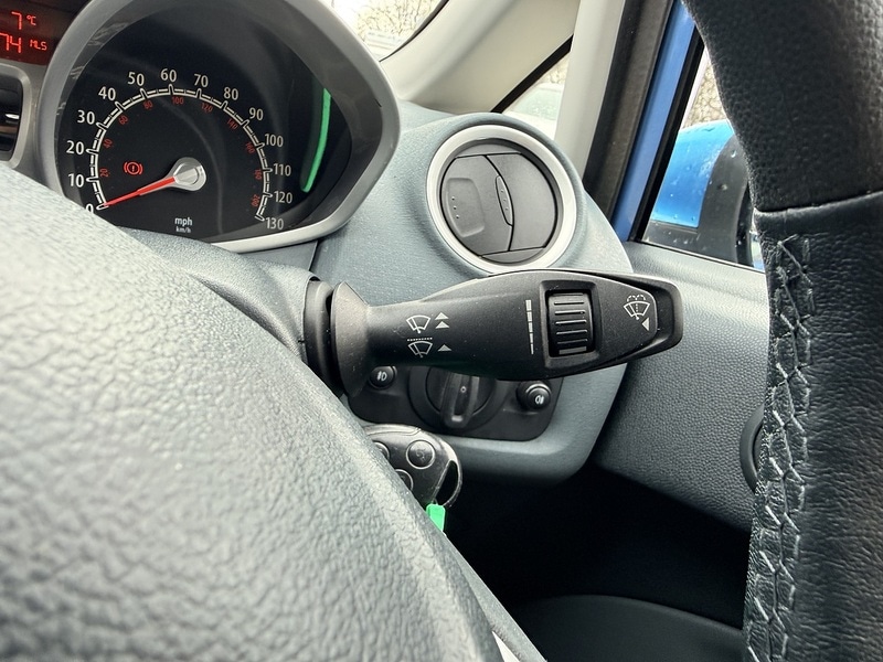 Used Ford Fiesta 2010 for sale - 77568348: Photo 23