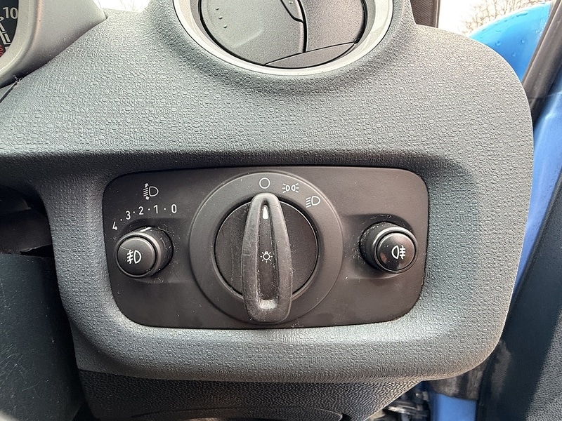 Used Ford Fiesta 2010 for sale - 77568348: Photo 24