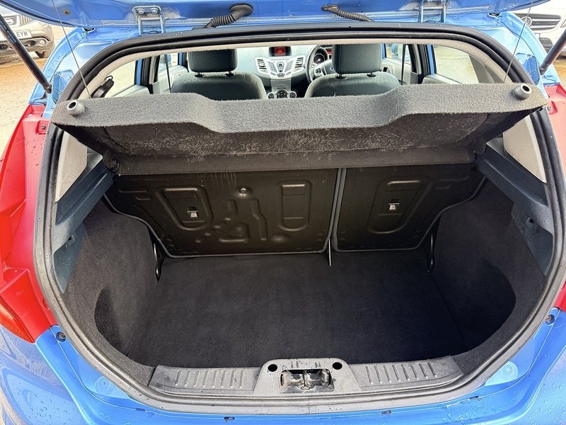 Used Ford Fiesta 2010 for sale - 77568348: Photo 9