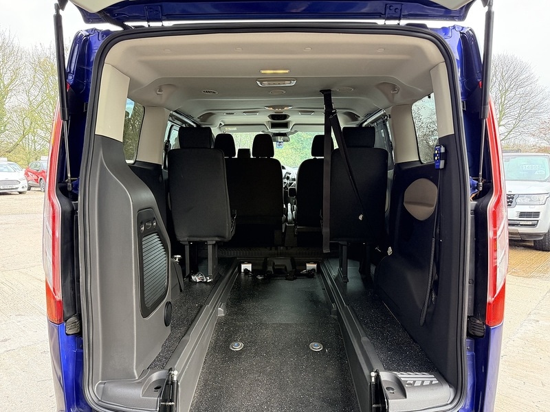 Used Ford Tourneo Custom 2018 for sale - 76655504: Photo 10