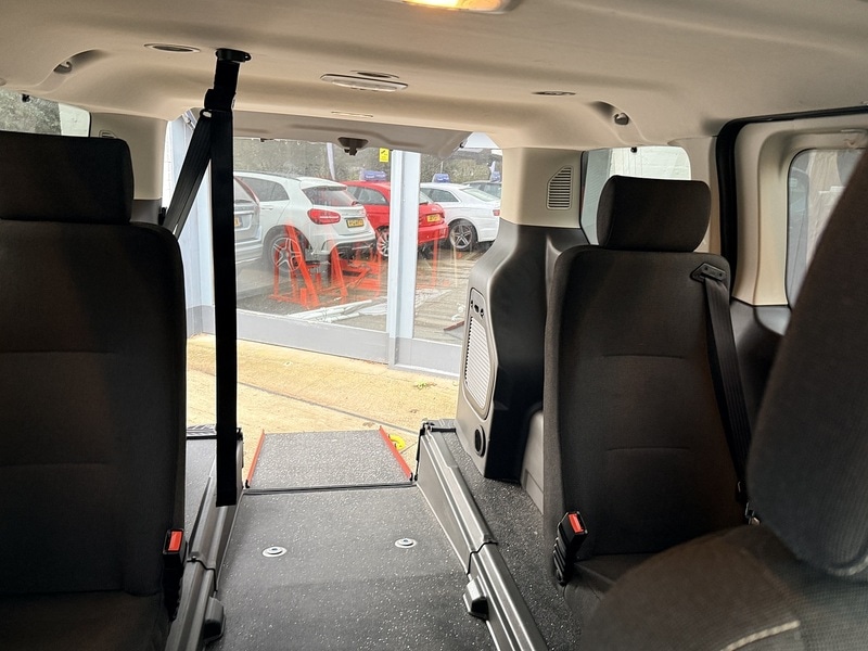Used Ford Tourneo Custom 2018 for sale - 76655504: Photo 11
