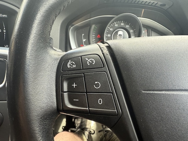 Used Volvo S60 2016 for sale - 75488660: Photo 25