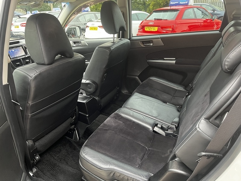 Used Subaru Exiga 2023 for sale - 76615811: Photo 14