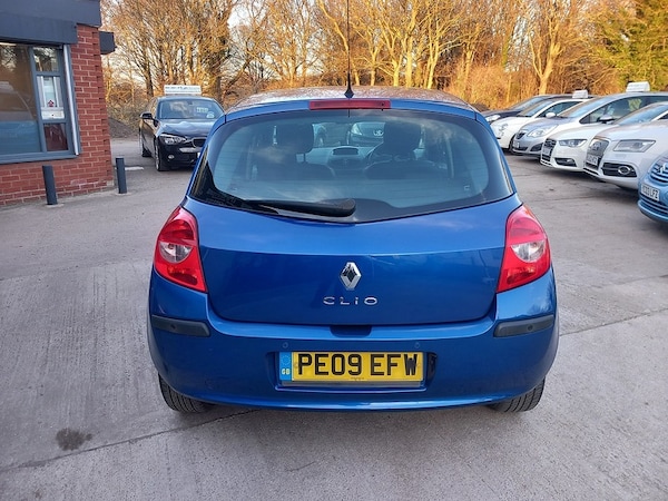 Used Renault Clio 2009 for sale - 75545961: Photo 6