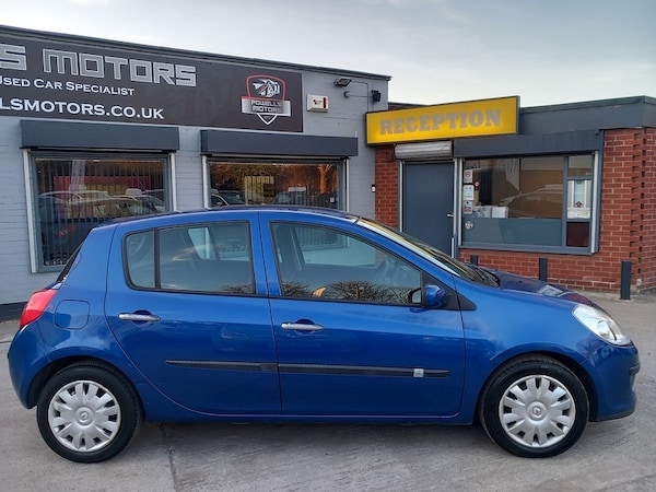 Used Renault Clio 2009 for sale - 75545961: Photo 8