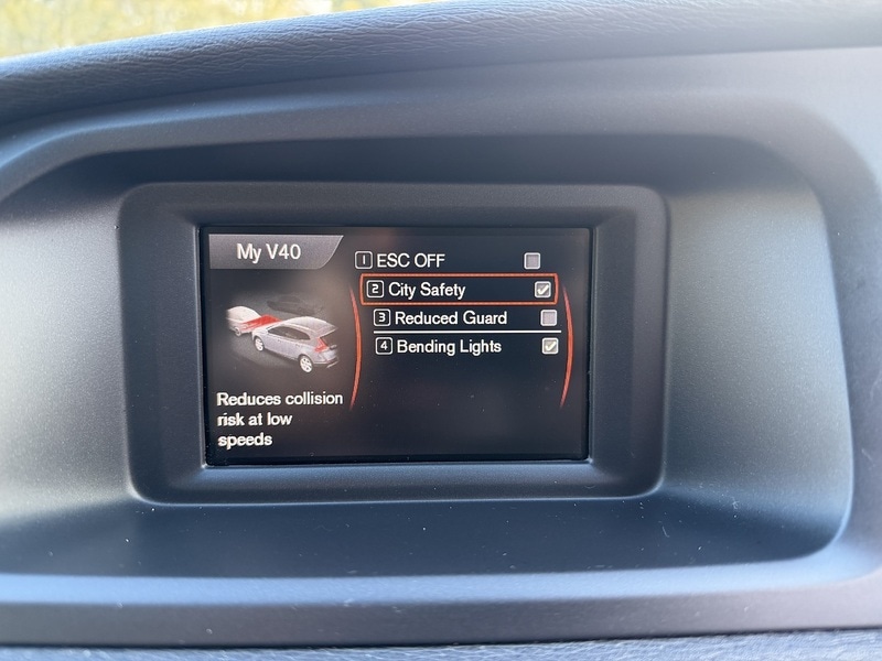 Used Volvo V40 2014 for sale - 77107252: Photo 22