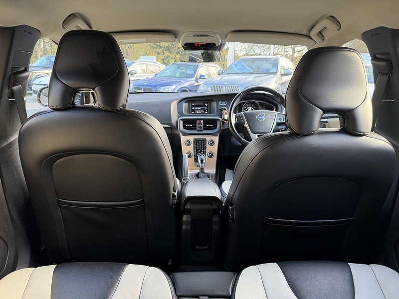 Used Volvo V40 2014 for sale - 77107252: Photo 9