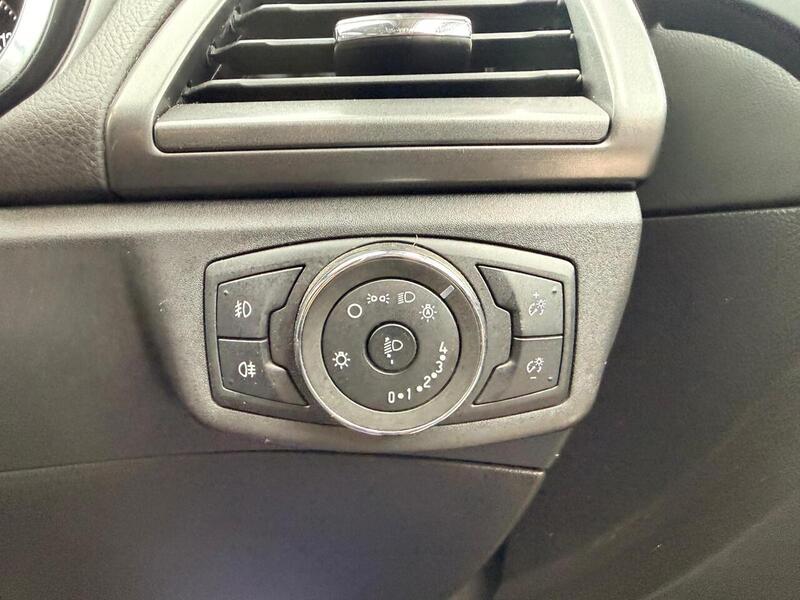 Used Ford Mondeo 2016 for sale - 76615836: Photo 28