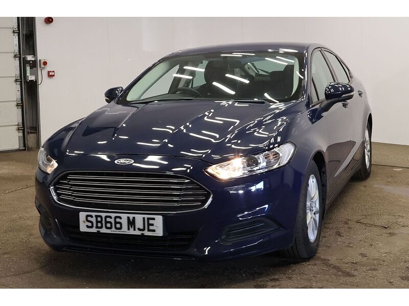 Used Ford Mondeo 2017 for sale - 77984870: Photo 2