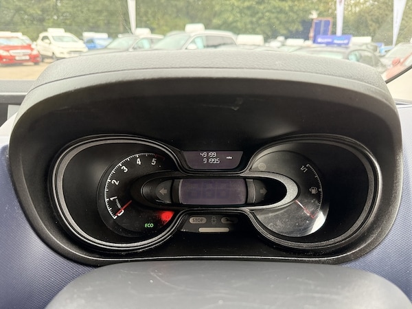 Used Vauxhall Vivaro 2017 for sale - 76157841: Photo 4