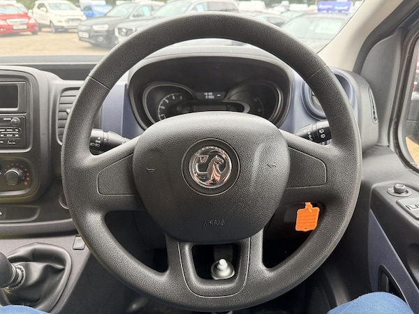 Used Vauxhall Vivaro 2017 for sale - 76157841: Photo 5
