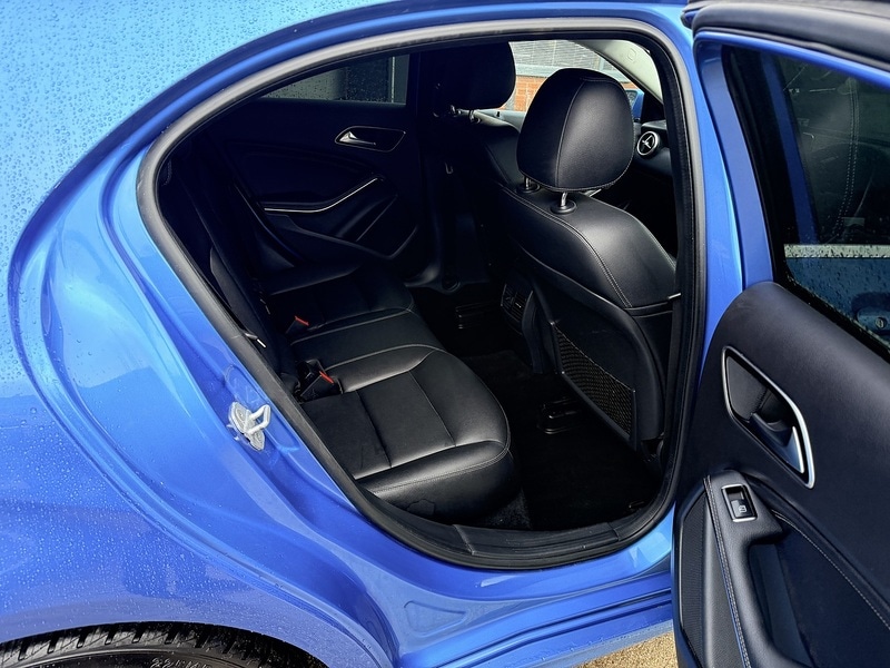 Used Mercedes-Benz A-Class 2015 for sale - 77635758: Photo 11