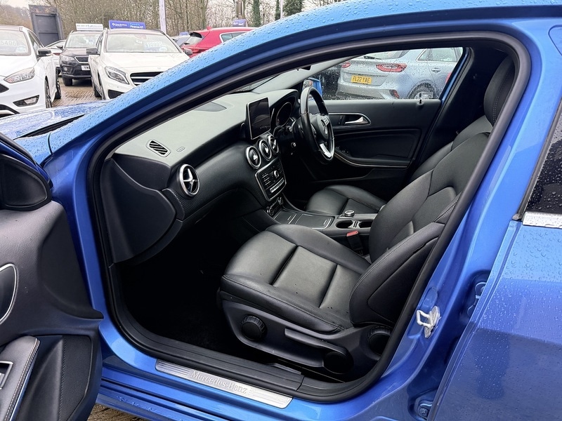 Used Mercedes-Benz A-Class 2015 for sale - 77635758: Photo 13