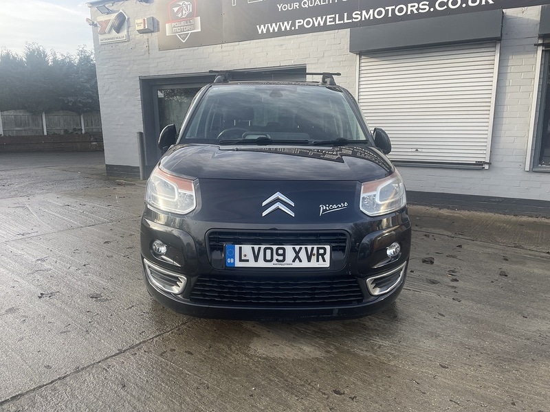 Used Citroen C3 Picasso 2009 for sale - 76615847: Photo 2